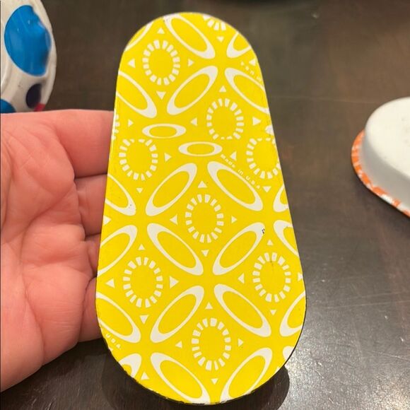 3 Colorful Polka dot metal Noise Makers - Picture 4 of 7